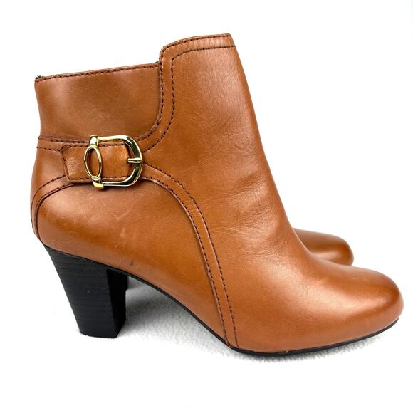 CLARKS Womens 9.5 Tan Leather Sapphire Vesta Heeled Ankle Boot Brown Side Zip - Picture 5 of 15